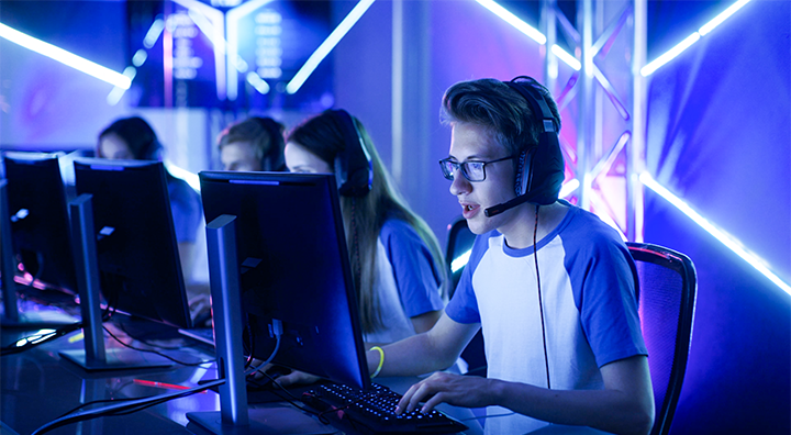 人力资源公司凯发K8国际国际专注文娱及消费品领域的顾问指出如今二次元经济已不是小众经济